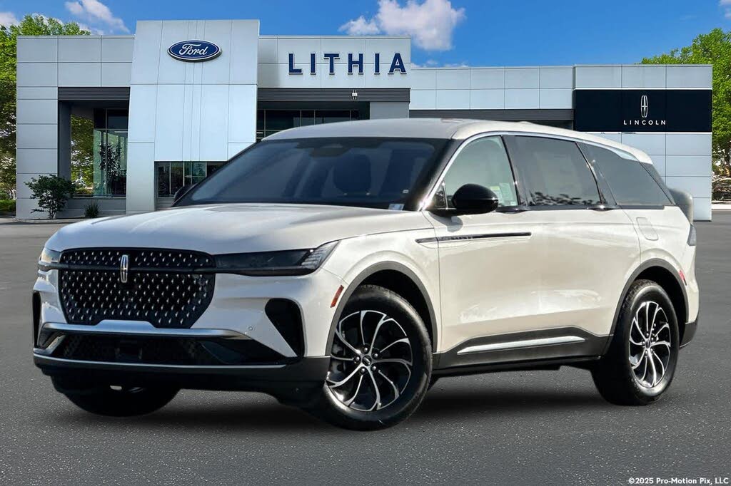 2026 Lincoln Nautilus Hybrid Premiere