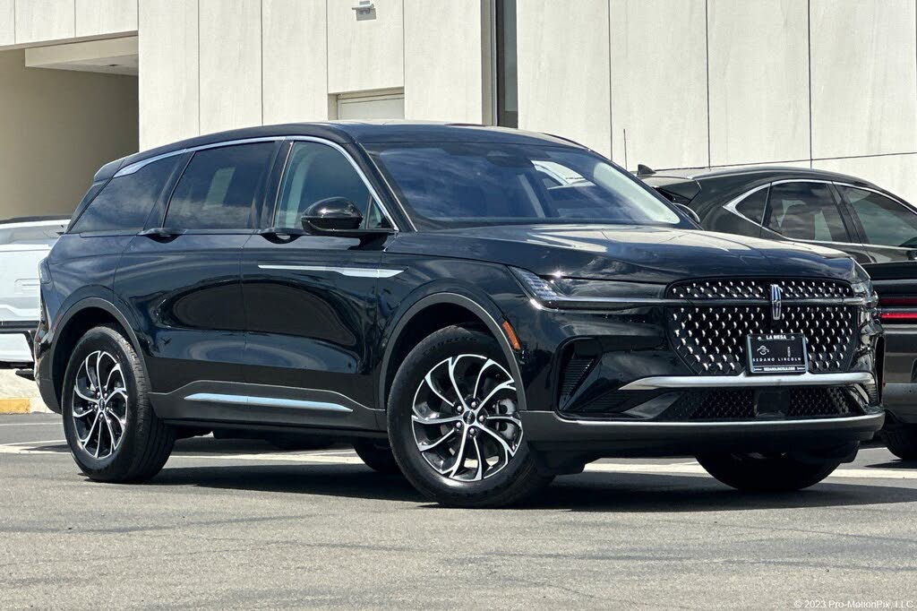 2026 Lincoln Nautilus Hybrid Premiere