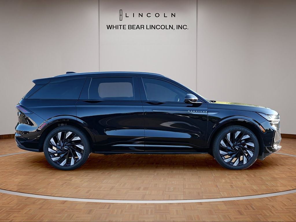 2024 Lincoln Nautilus Reserve