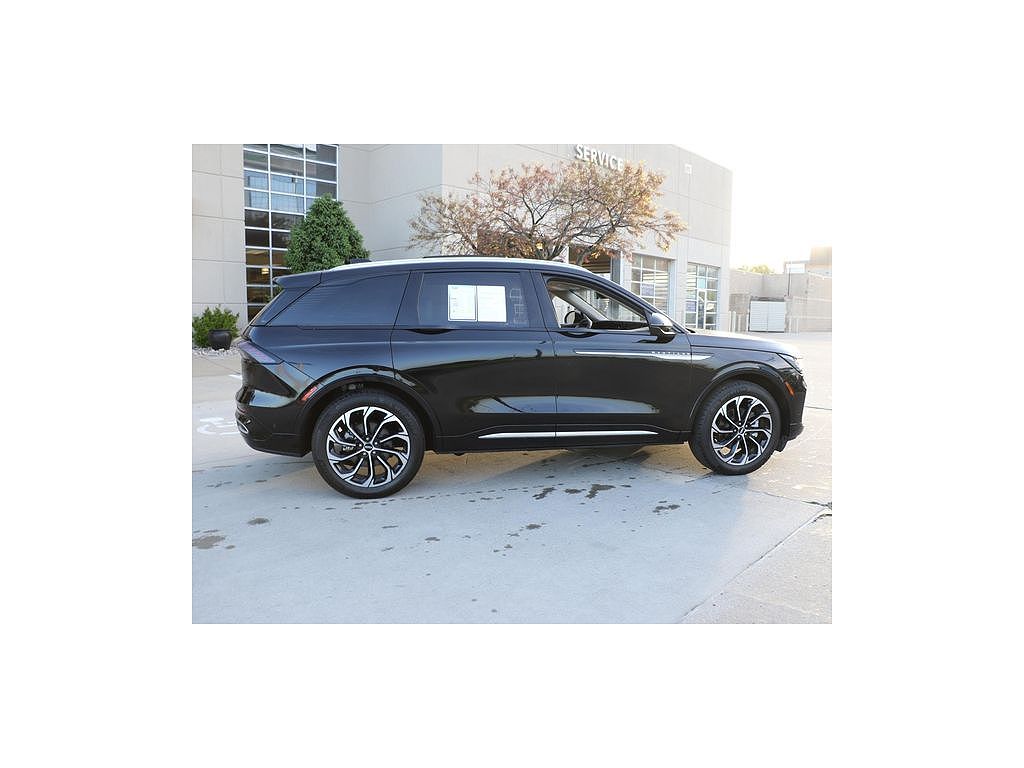 2024 Lincoln Nautilus Reserve