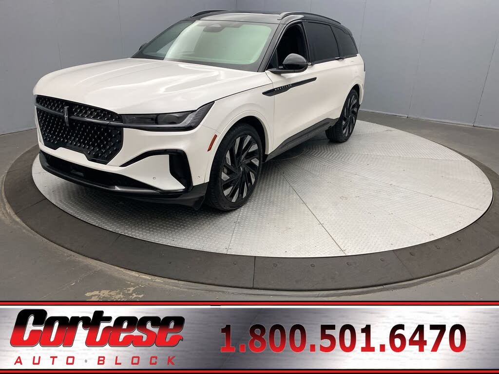 2024 Lincoln Nautilus Reserve