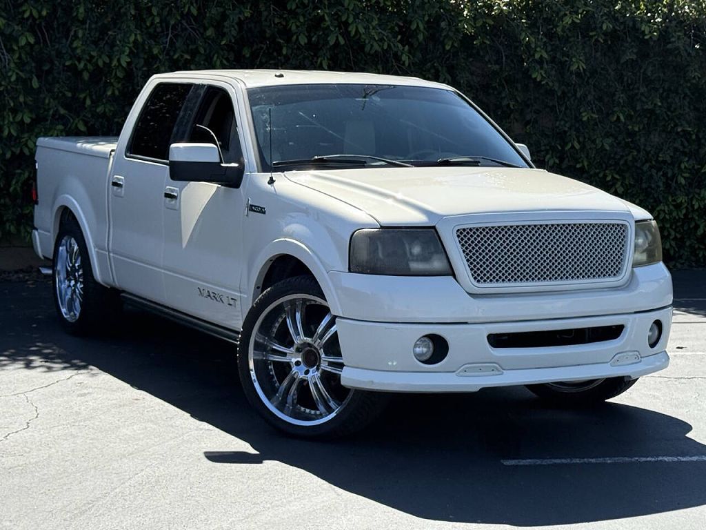 2007 Lincoln Mark LT