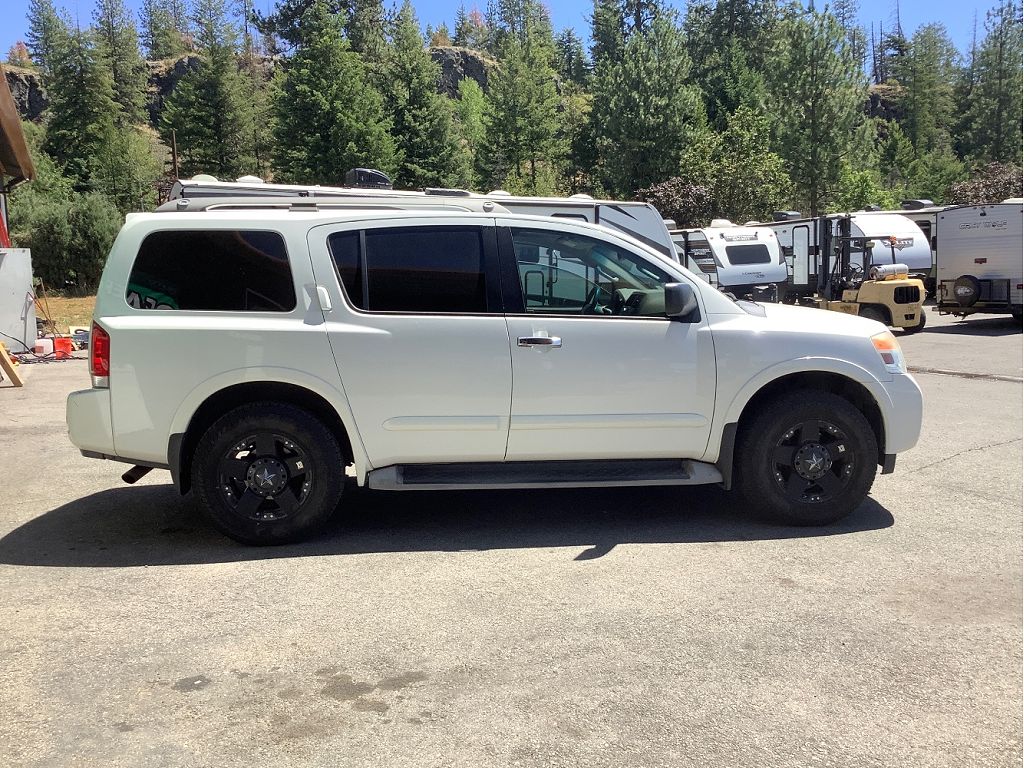 2014 Nissan Armada Platinum