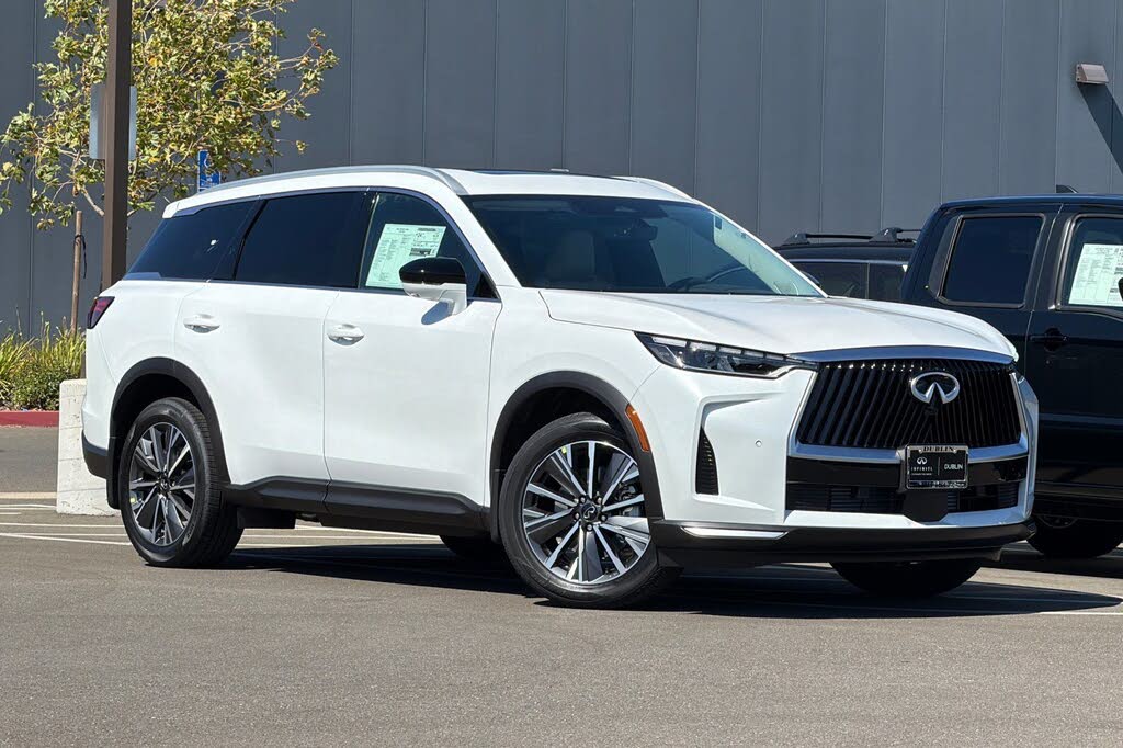 2027 Infiniti QX60 LUXE