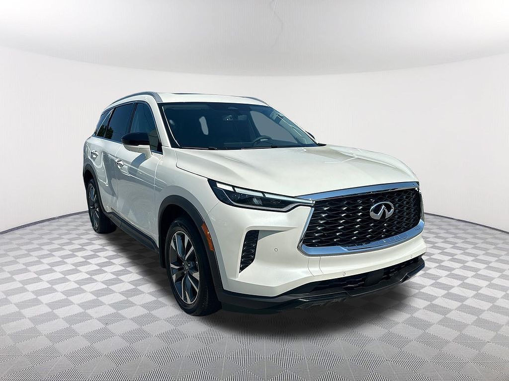 2025 Infiniti QX60 LUXE