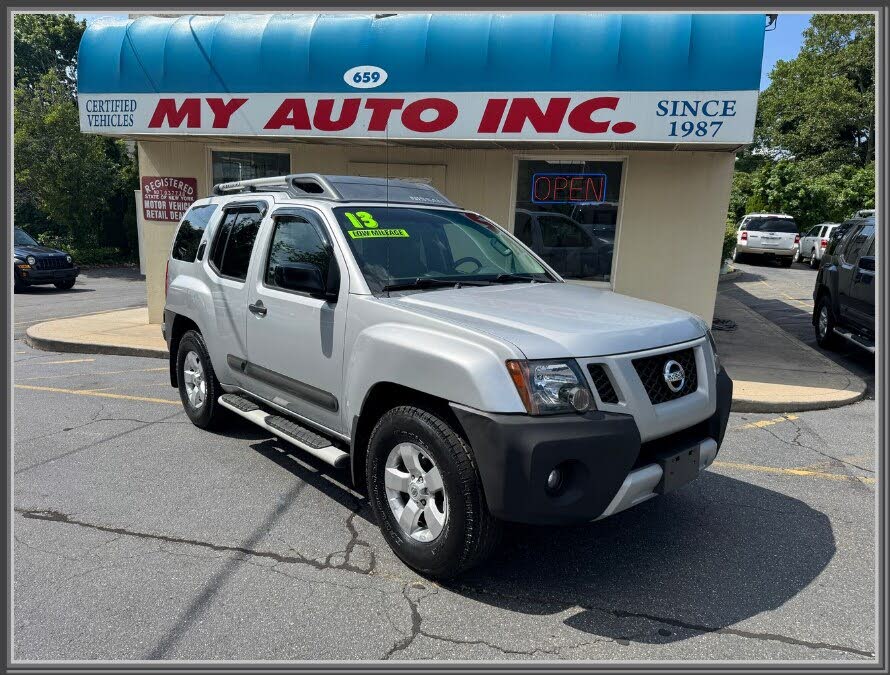 2013 Nissan Xterra S