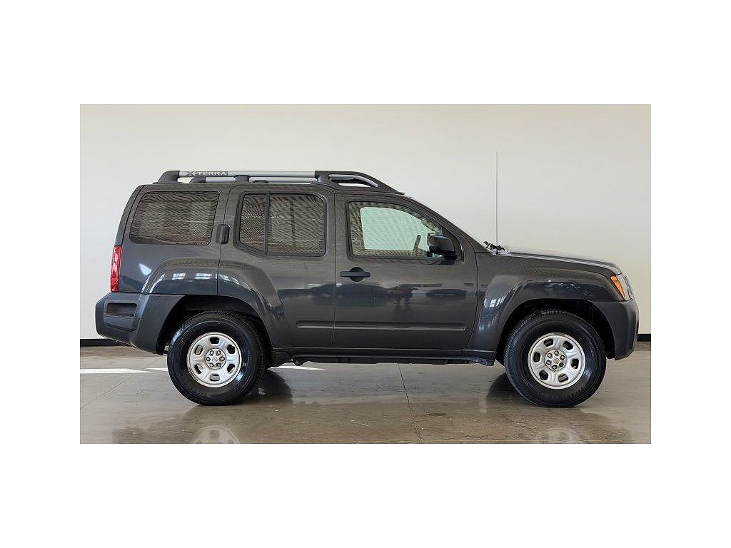2014 Nissan Xterra S