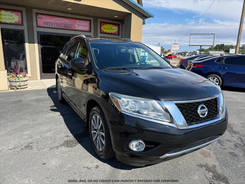 2016 Nissan Pathfinder SV