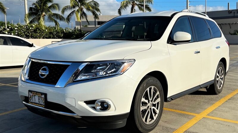 2015 Nissan Pathfinder SV