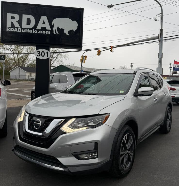2017 Nissan Rogue SV