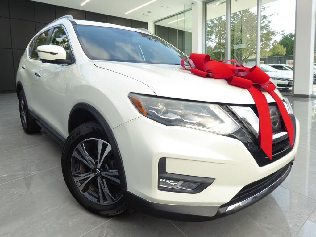 2017 Nissan Rogue SV
