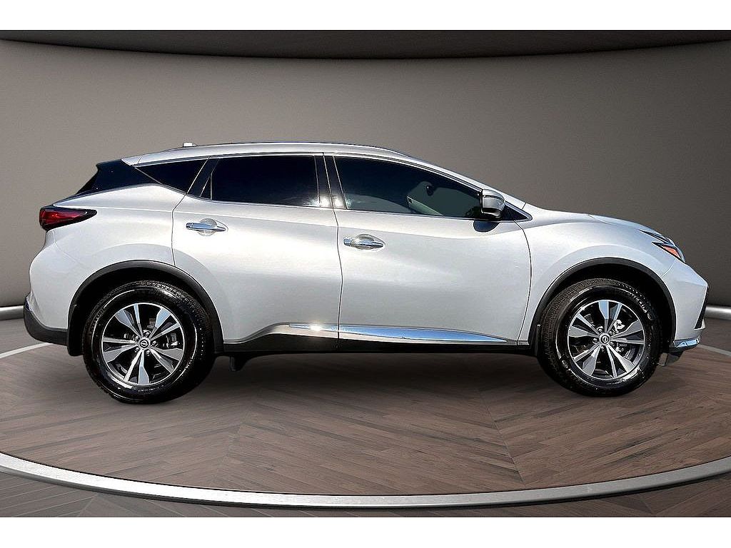 2024 Nissan Murano SV