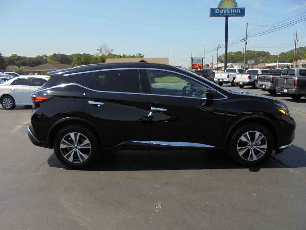 2024 Nissan Murano SV