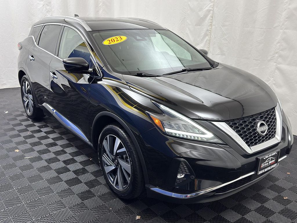 2023 Nissan Murano SL