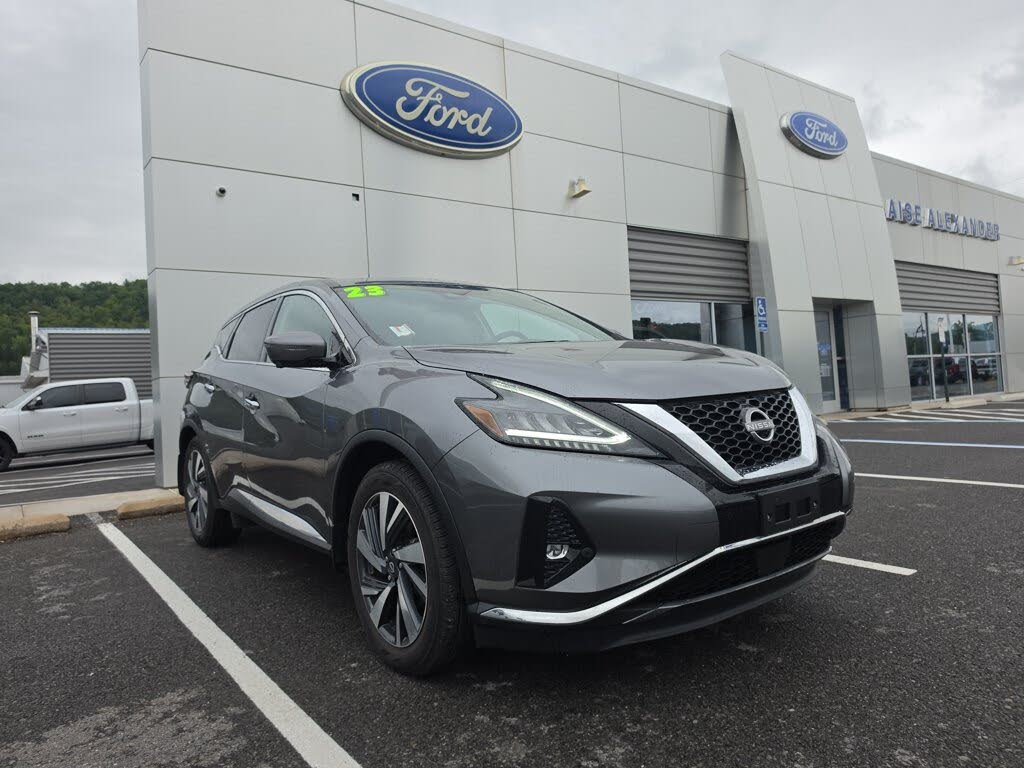 2023 Nissan Murano SL