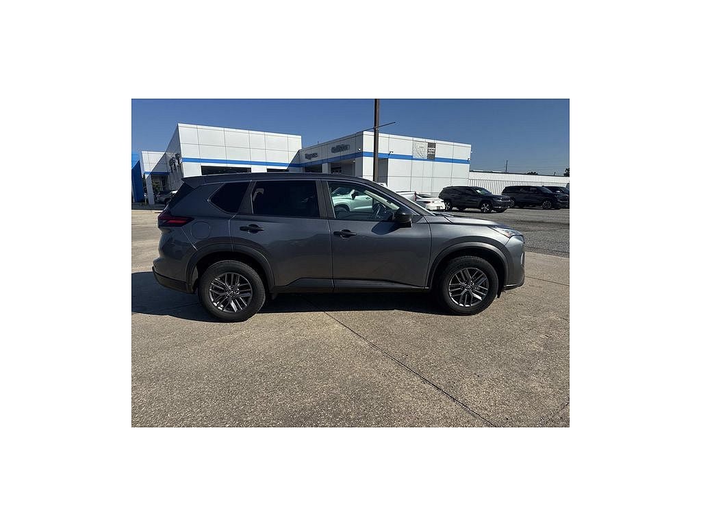 2024 Nissan Rogue S