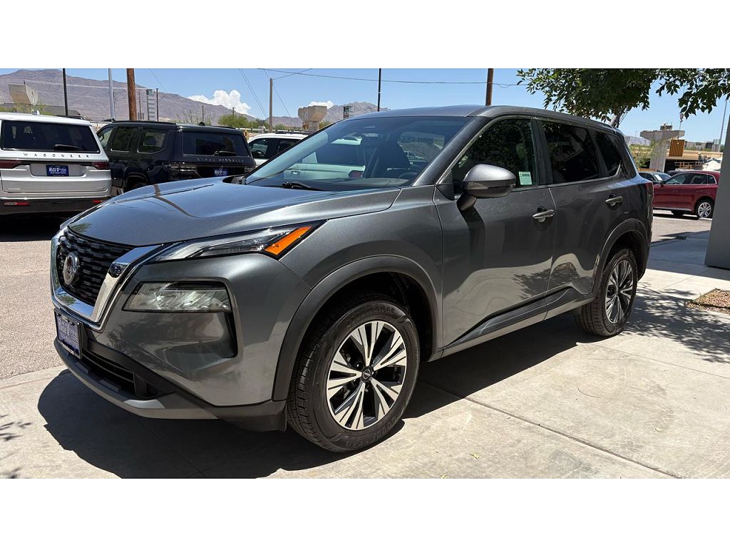 2022 Nissan Rogue SV