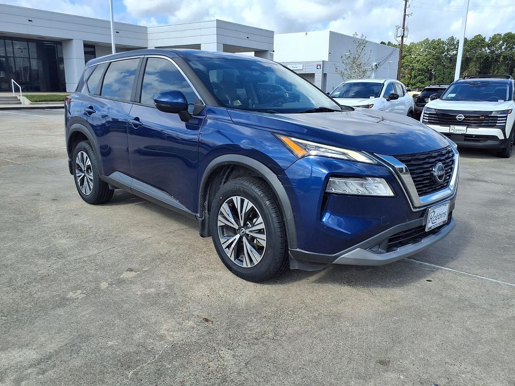 2022 Nissan Rogue SV