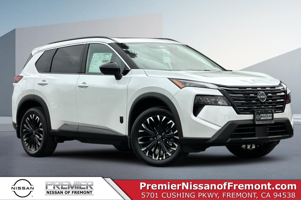 2026 Nissan Rogue SV listing photo