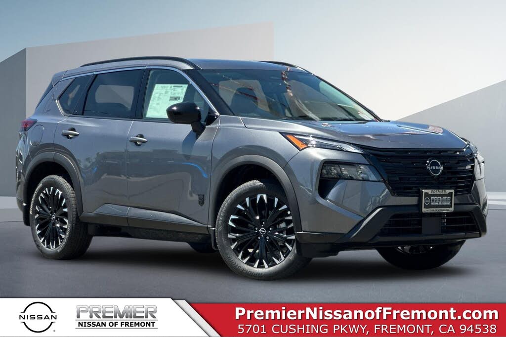 2026 Nissan Rogue SV listing photo