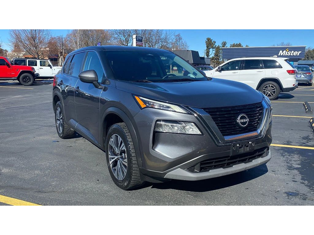 2022 Nissan Rogue SV