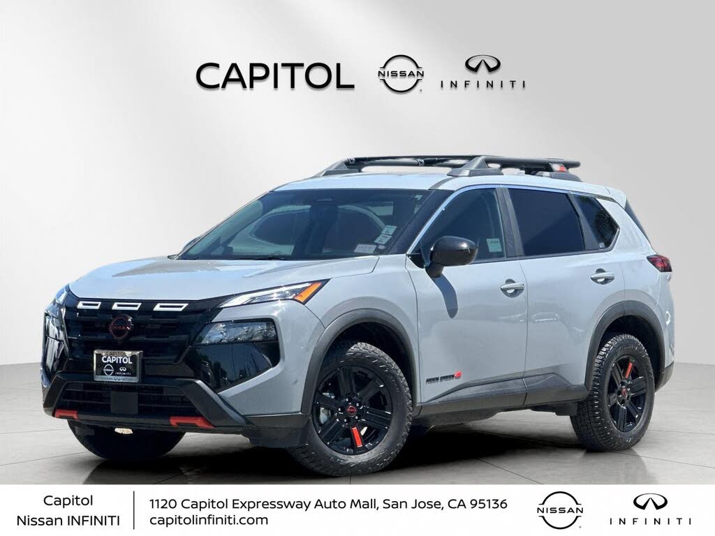 2025 Nissan Rogue SV listing photo