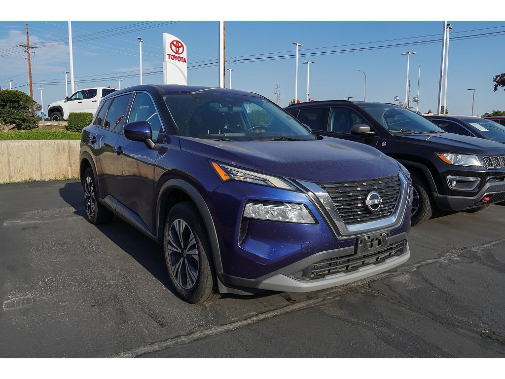 2022 Nissan Rogue SV