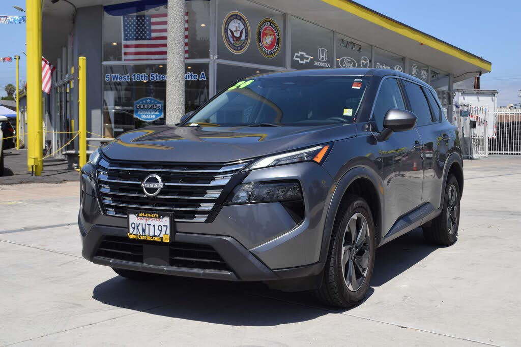 2024 Nissan Rogue SV