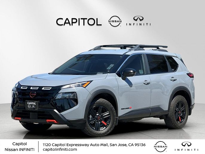 2025 Nissan Rogue SV