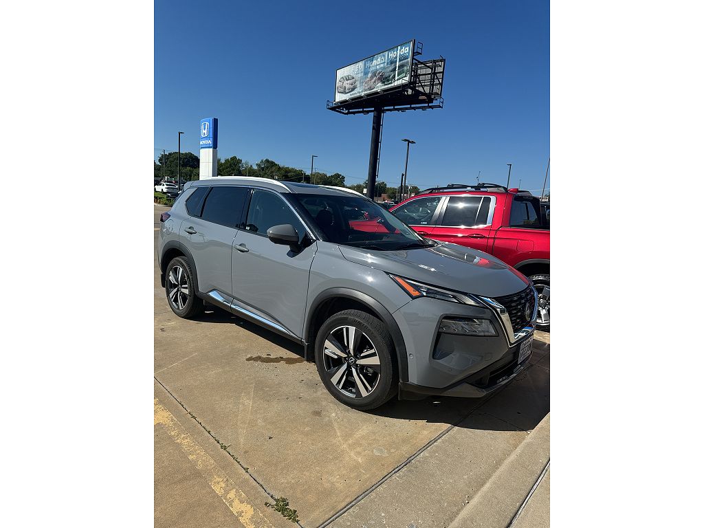 2023 Nissan Rogue SL