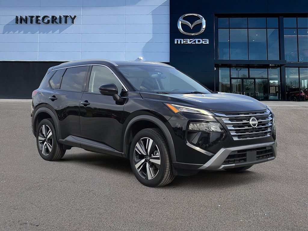 2024 Nissan Rogue SL