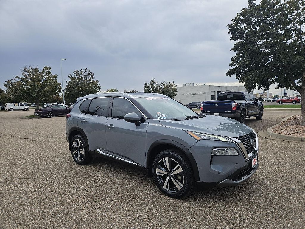 2023 Nissan Rogue SL