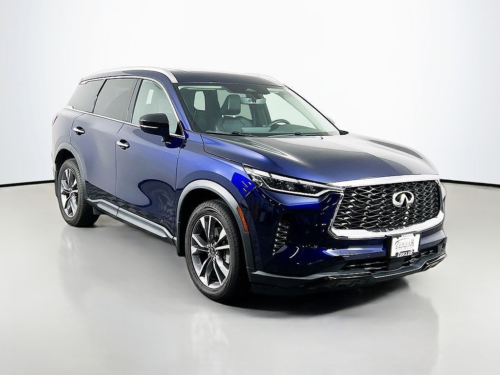 2023 INFINITI QX60 LUXE