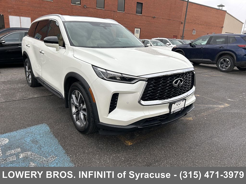 2023 Infiniti QX60 LUXE