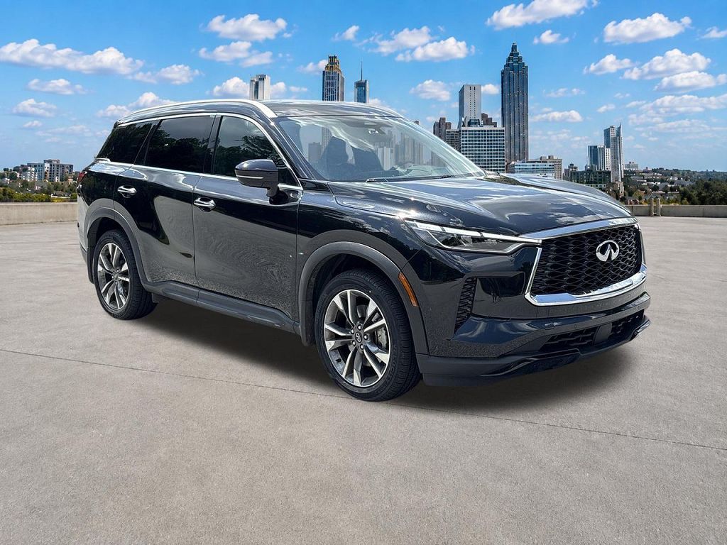 2023 INFINITI QX60 LUXE