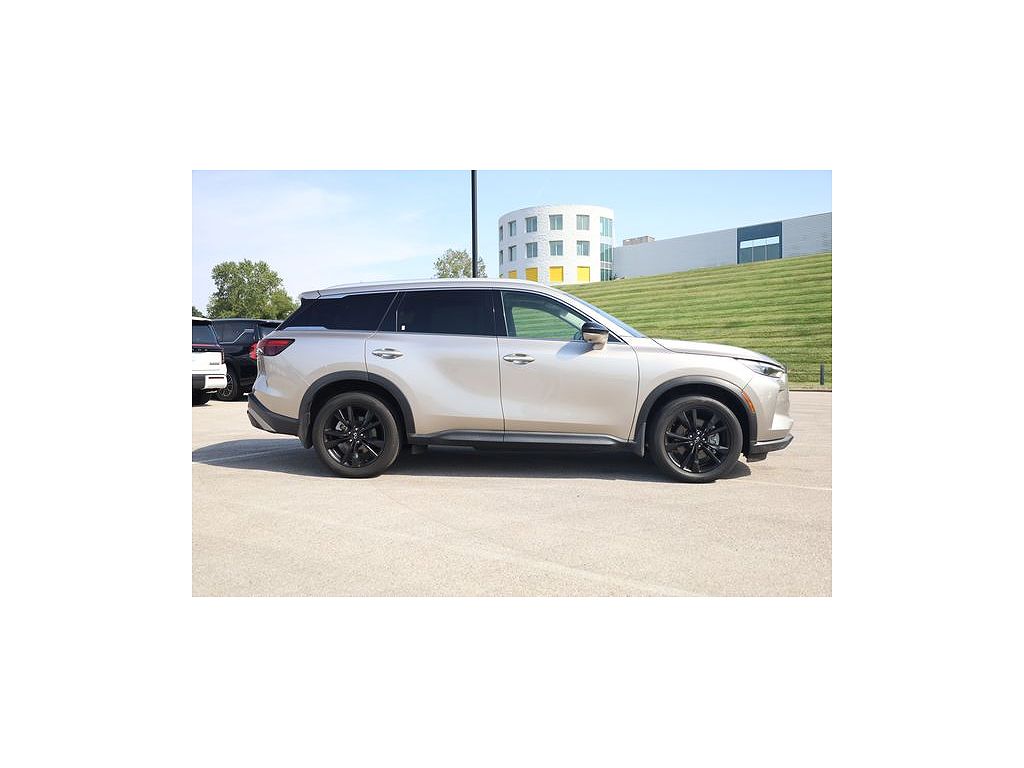 2024 Infiniti QX60 LUXE