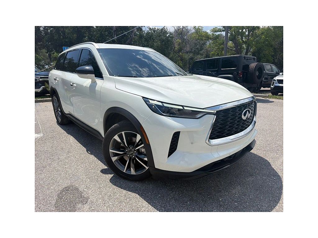 2023 Infiniti QX60 LUXE