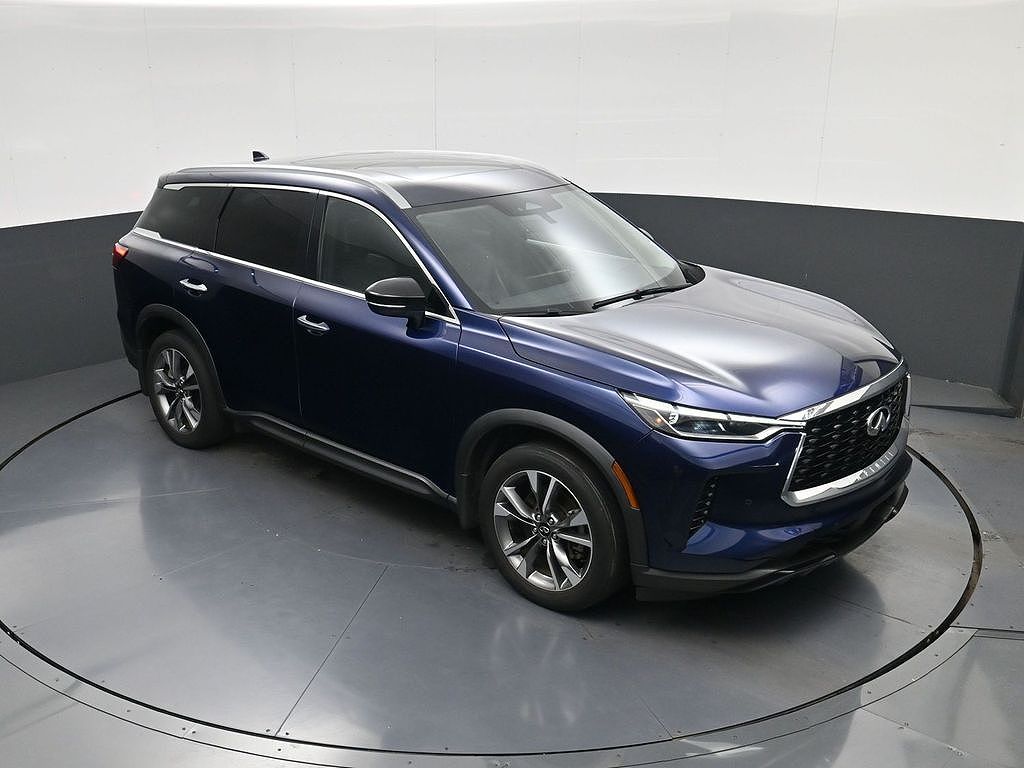 2023 INFINITI QX60 LUXE