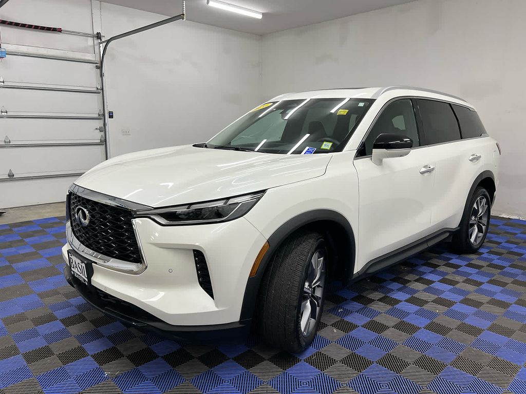 2024 INFINITI QX60 Luxe