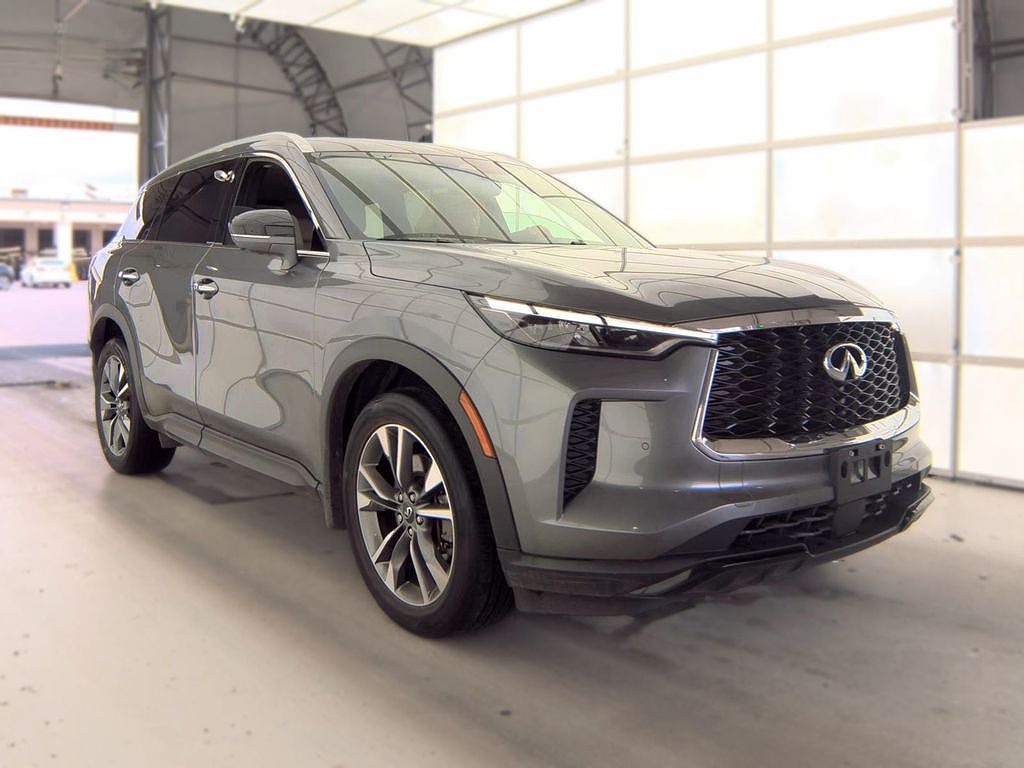 2023 INFINITI QX60 LUXE