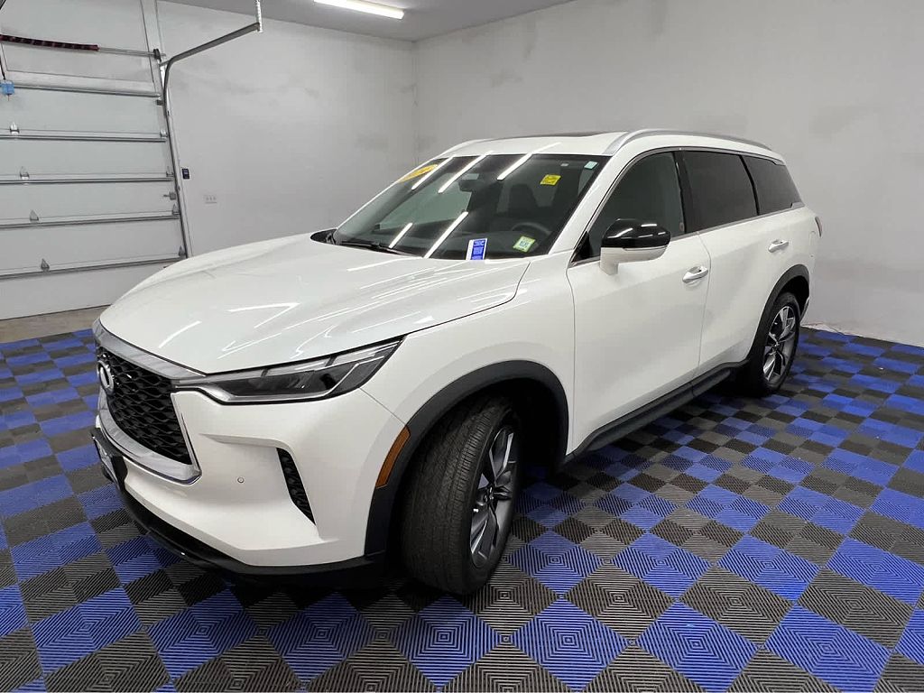 2024 INFINITI QX60 Luxe