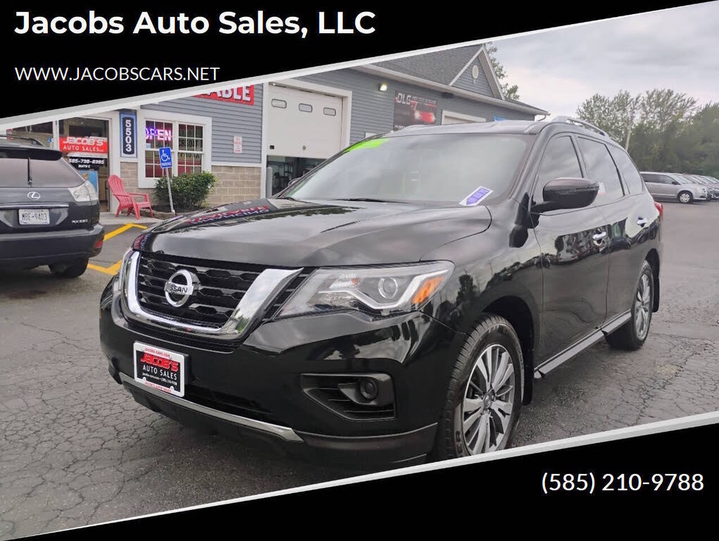 2020 Nissan Pathfinder S