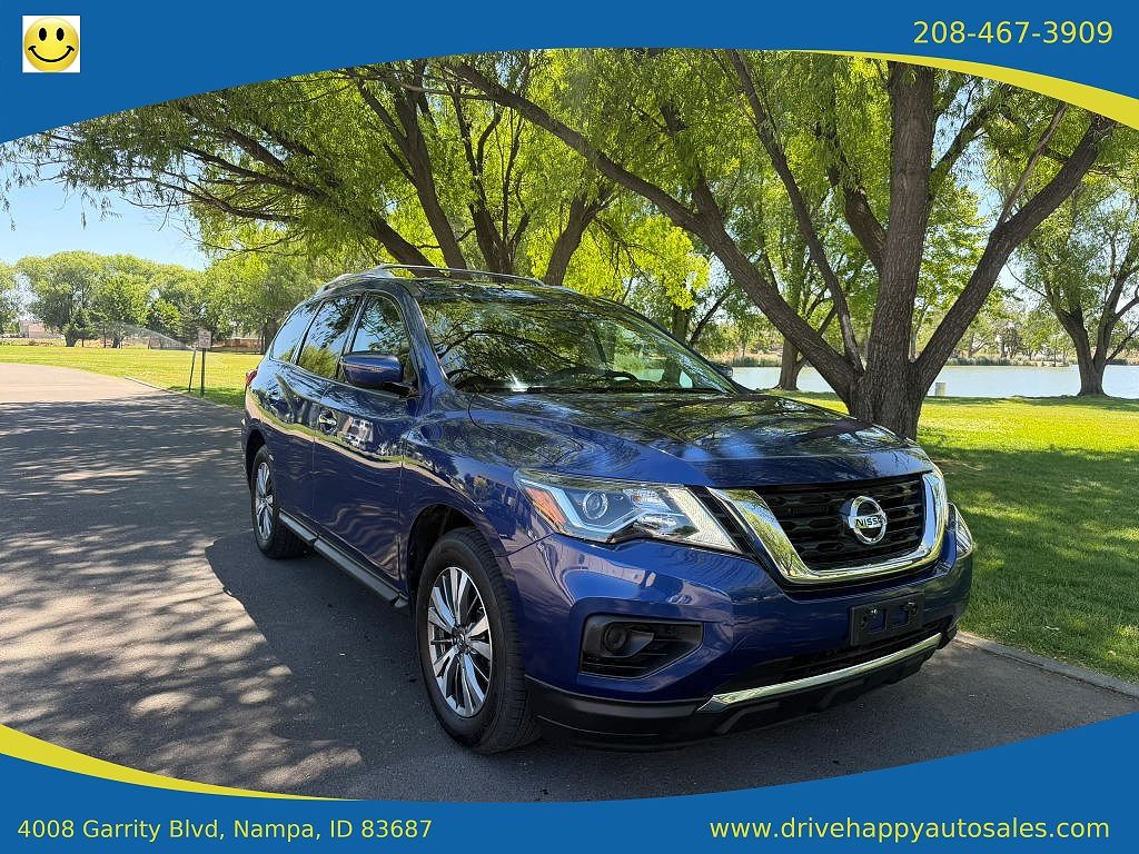 2020 Nissan Pathfinder S