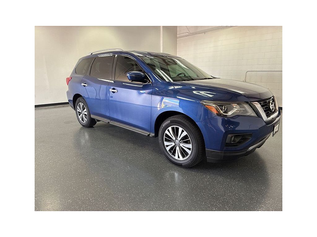 2020 Nissan Pathfinder SL
