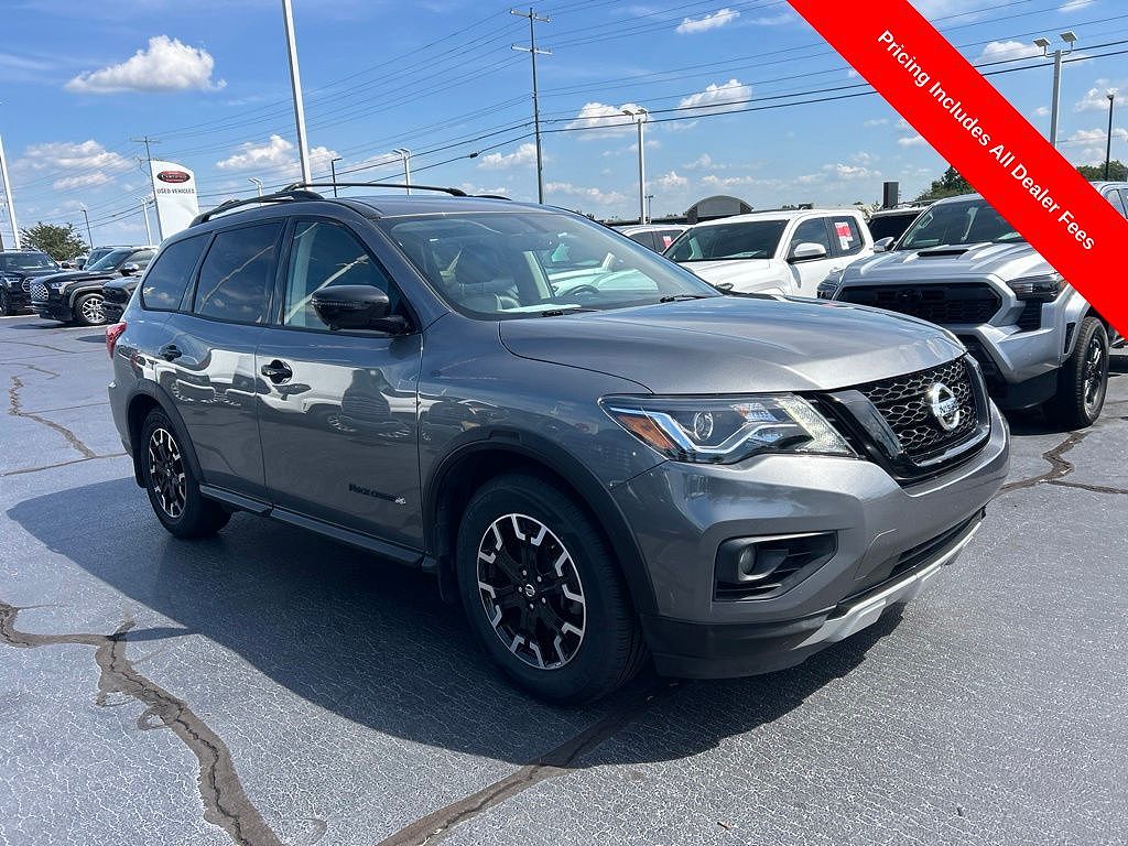 2020 Nissan Pathfinder SL
