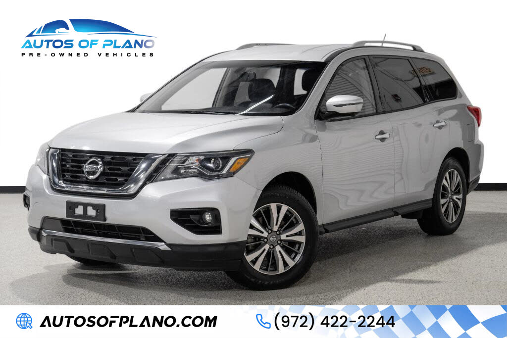2017 Nissan Pathfinder SV