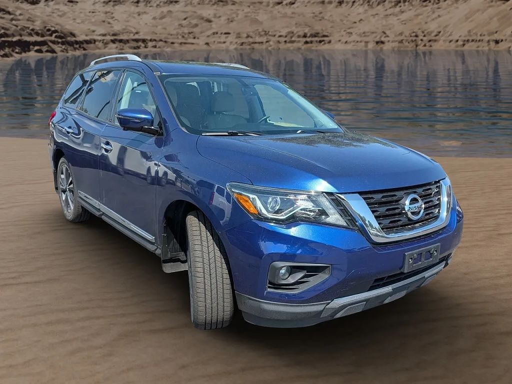 2017 Nissan Pathfinder SL