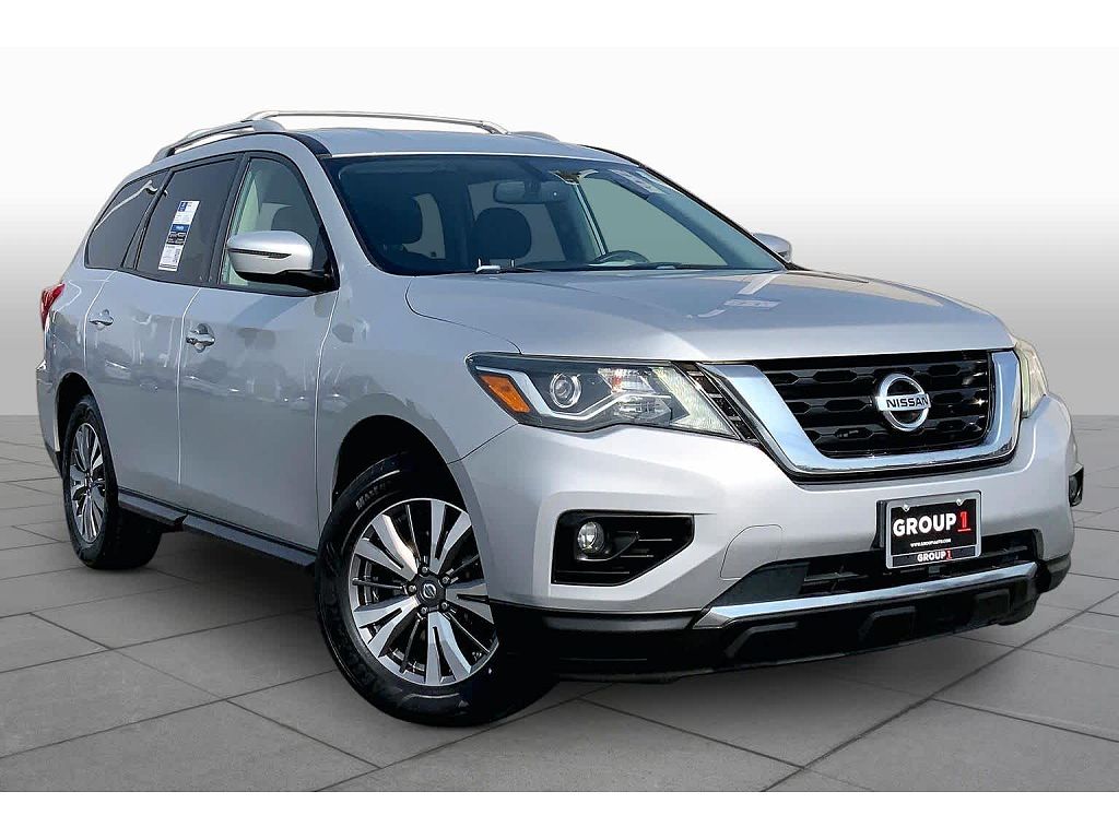 2019 Nissan Pathfinder SV