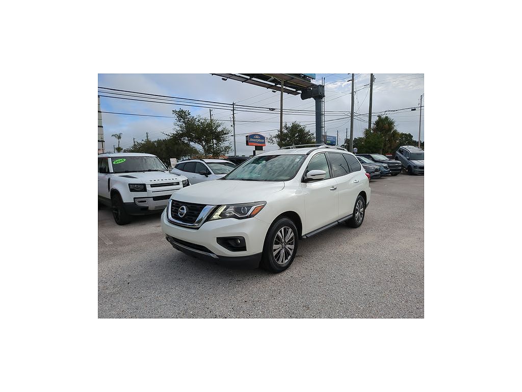 2019 Nissan Pathfinder SV