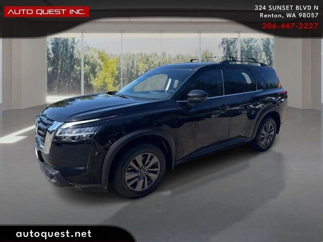 2022 Nissan Pathfinder SV
